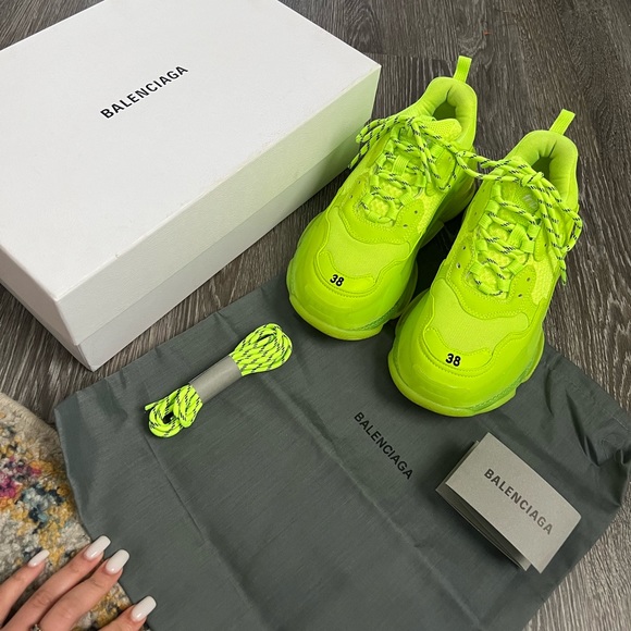 COPY - Size 38 Balenciagas - Picture 1 of 5